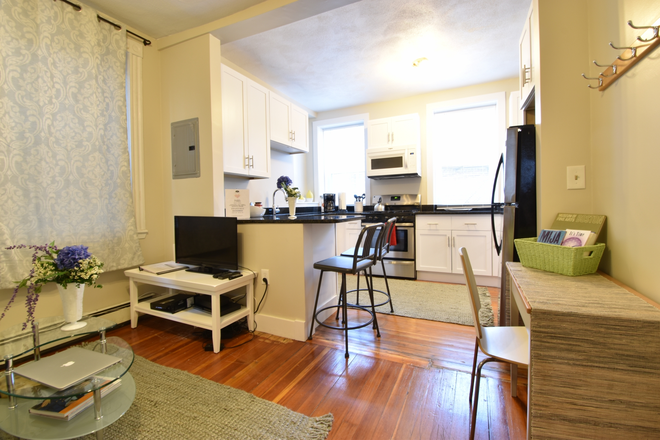 Kitchen - **NO BROKER FEE*** Gorgeous 2 Bed / 1 Bath - Available 9/1/26!! Apartments