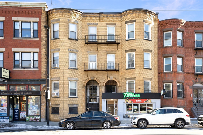 Exterior - 2 Bed near Greenline!! 800 SQFT!! Apartments