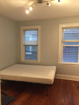 Bedroom C - NICE FURNISHED ROOM CLOSE TO HARVARD, MIT, MGH, RED LINE, BIKE PATH