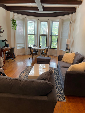 LIVING ROOM - KENMORE SQ STUNNING 1 BED  COMMONWEALTH AVE ***SEPTEMBER 1 *