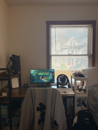 bedroom - Room 5 minutes from PMU, 26-27 Lease Takeover Apartments