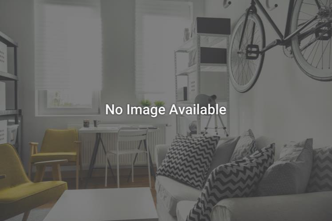 Photo coming soon - 4 bedroom duplex apt.10 rooms