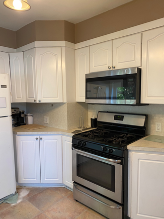 Kitchen - Meadowbrook House
