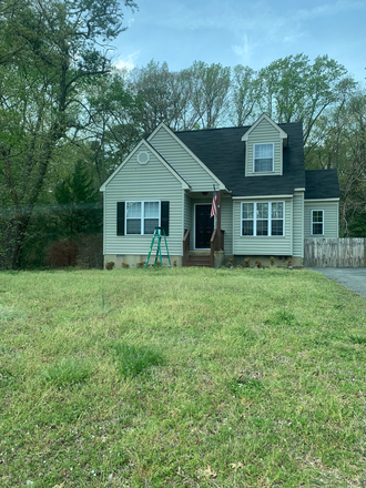 Single Family Private Setting - Bedroom for Rent 3 Min to Campus. Utilities INCL
