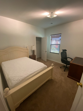 Bedroom - 1 Bedroom for Rent with shared bathroom
