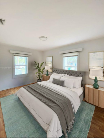 Bedroom - LOOKING FOR THE PERFECT HOUSE NEAR UM?