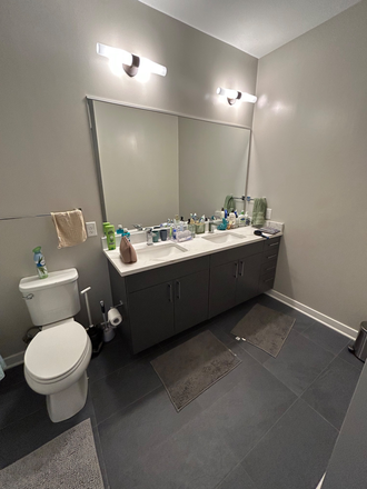 Bathroom - Room in spacious 3bed/2bath apartment in the Aster!