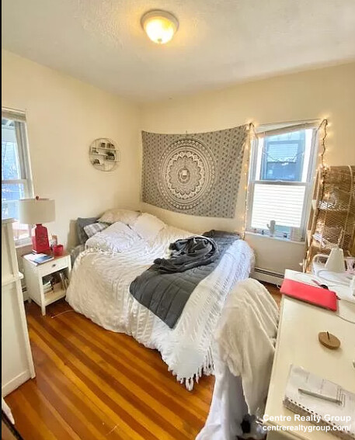 LIVING - ONLY HALF BROKER FEE! SPACIOUS 4 BED AVAIL. 9/1/26! Apartments