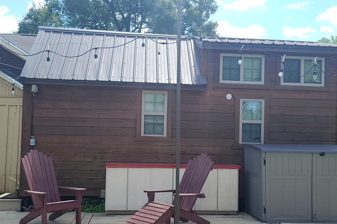 Deck - Tiny House close to Rice University