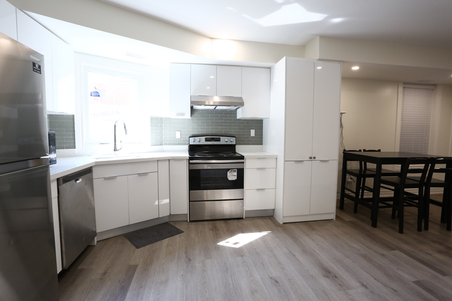 Kitchen - 5 Bedroom Annex Duplex (2nd & 3rd) with Laundry in Annex