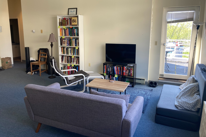 Living Room - 1 Bedroom Harvard Housing Apartment - Furnished, Spacious, 5 minutes from Harvard Yard