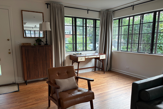 Living room - The Linden 320 Townhome