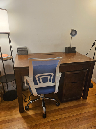 Desk in the Bedroom - Shared Duplex Close to UConn Storrs Duplex