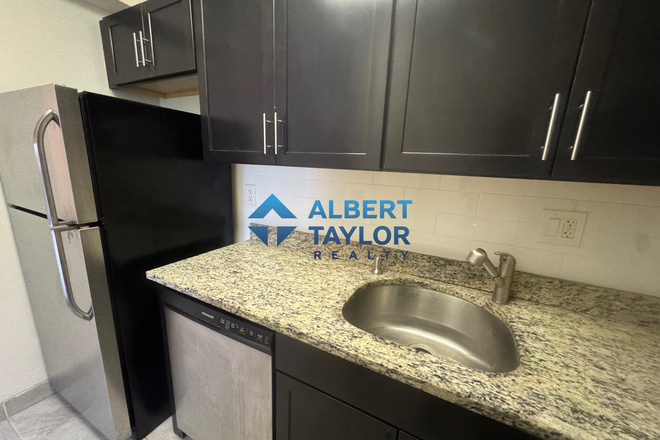 Kitchen - Huge 2 Bed 1 bath of 9/1! No Broker Fee!!