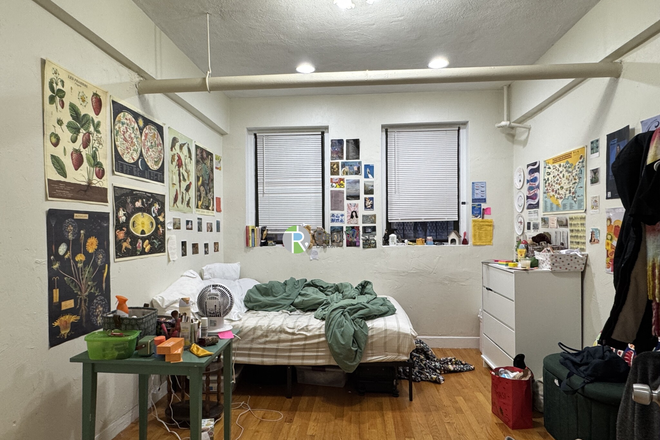 1 - SEPT 2026-Spacious 3 Bedroom in Fenway – H/HW inc.| Easy MBTA, NO FEE