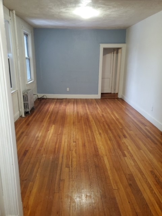 hubrealtyproperties.com - Newly renovated 2 bedroom, near Washington St T stop Apartments