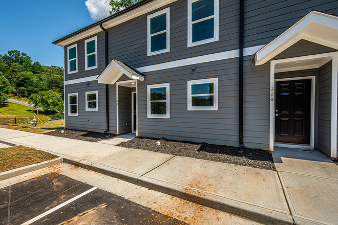 Street view - Brand New Townhomes in Dahlonega City Limits