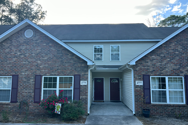 Outside Front - Townhouse in Gated Community
