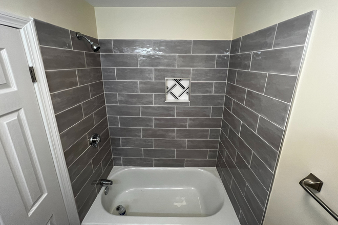 Bath - 2 Bed 1 Bath Mission Hill NO BROKERS FEE!!!!! Apartments