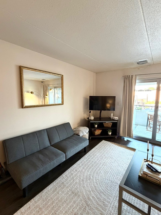 Living room - University Towers, Block One