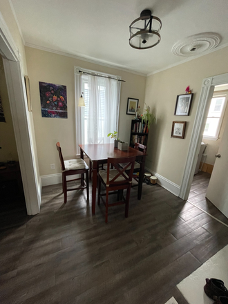 hangout/dining room - private room in a 3/2 house close to Brandeis
