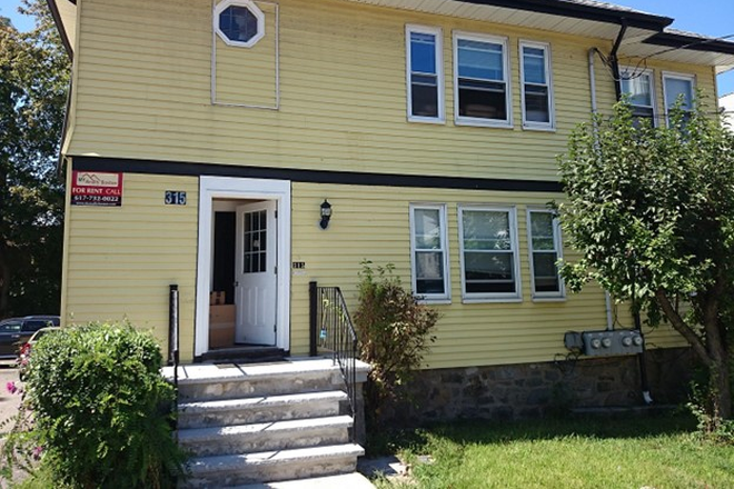 Outside Street View - House close to campus