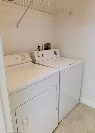 in unit laundry room - University Highlands, available to move in end of january Apartments