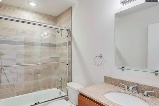 bath - Spacious 4B/2B apartment close to Upenn/Drexel