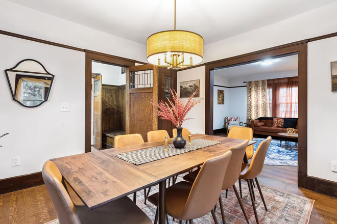  - Luxury Furnished 6 BR Home - Closest House to Campus! 11501 Wade Park