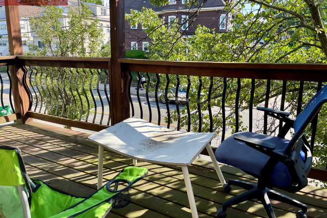 front porch - Boston Ave Medford 4 bed apartment available June 2027!