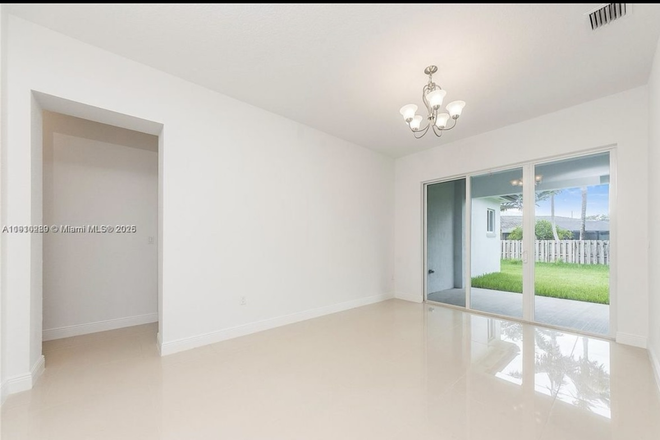 Dinning room - Palmetto Bay house