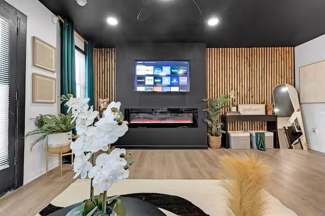 Living Room - Kayla's Hideaway (Fully Furnished with washer & dryer in unit w/ free street parking) Duplex