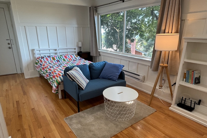 Bedroom - Furnished Private Studio Apartment With Gorgeous Bay View (400 sq ft)