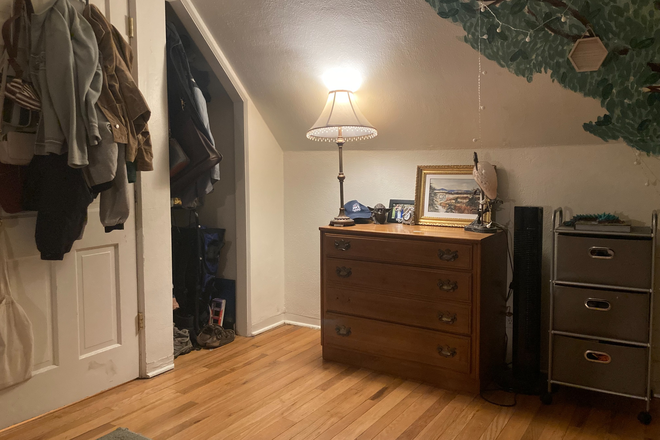 Bedroom - This house is close to campus with primarily college aged neighbors. Quiet street in the summertime.