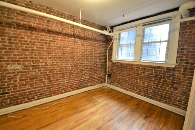 Bedroom - Renovated 2 Bedrooms with nice living room in Fenway across Target Apartments