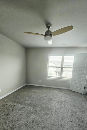 Bedroom1 - Rupple Townhome Sublease Available NOW