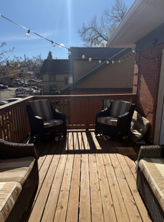 Upstairs Deck - Spring/Summer Sublet Close to Campus (Ocho) House