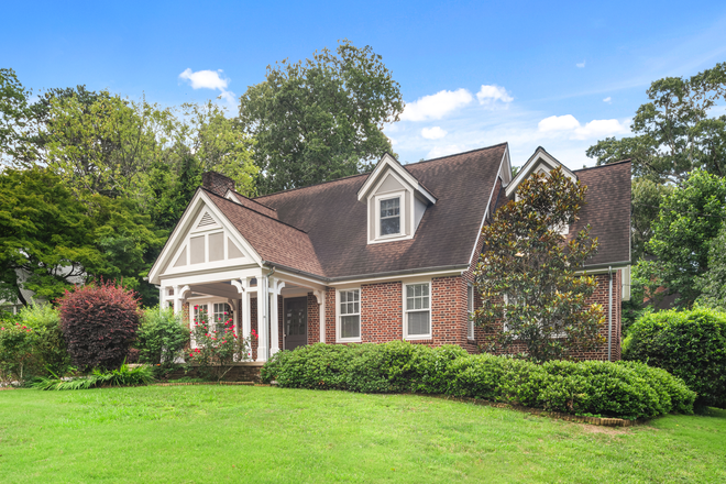 Front - 4 Bedroom, 2 Bath Home, 1 Block from Emory: 1201 Clifton Road