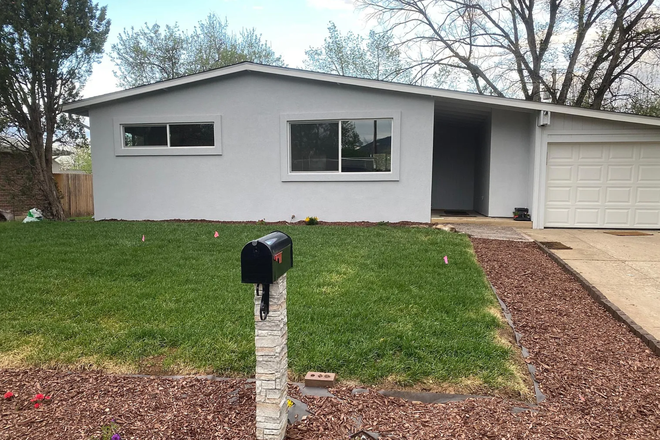 Outside Street View - 31st street crib