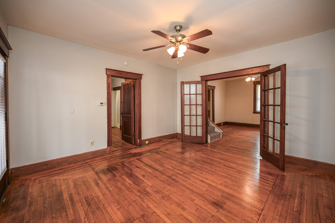Interior - 409 Ada- 2 Bedroom in Clifton with Off Street Parking