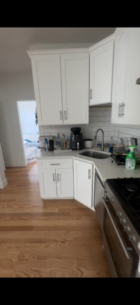 Kitchen - 64 Hemenway Street Apartments
