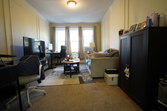 1 - FEB 2026--HUGE Allston 1 bed, H/HW inc, D/W, Porch, NO FEE! Apartments