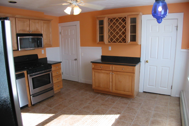 12 - Room in 3 bed, 2 bath near MIT Condo