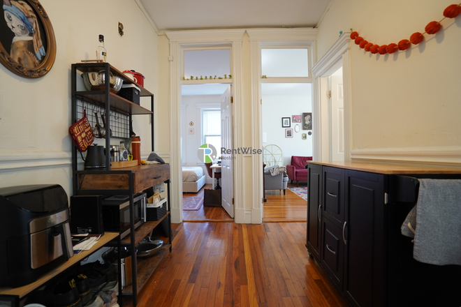 1 - SEPT 2025: Packards Corner, 1 & 2 Bed, Heat Inc, Gym, Laundry