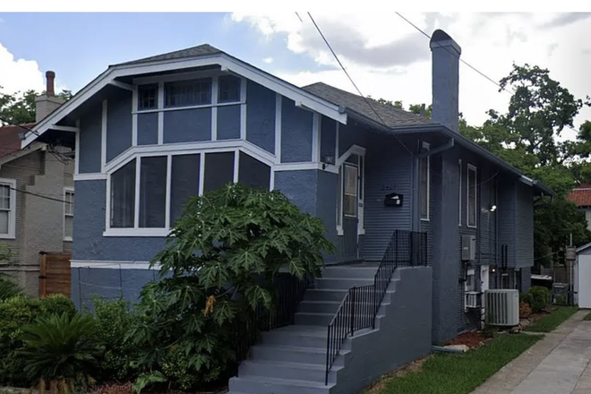 Street View - Bed and Bath for Rent One Block from Campus Apartments