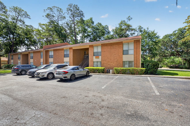 Outside Street View - Creeks Edge - 1810 NW 23rd Blvd, Unit 201