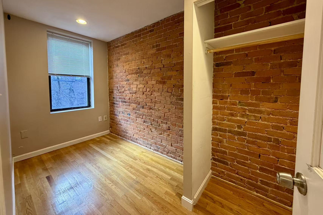 Storage Space next to Living room - Close to Campus, Owner pays Broker Fee, Move-in Concession Available Condo