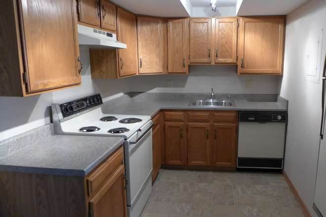 3 - August Preleasing: 2930 Shadow Creek Dr. K303 Apartments