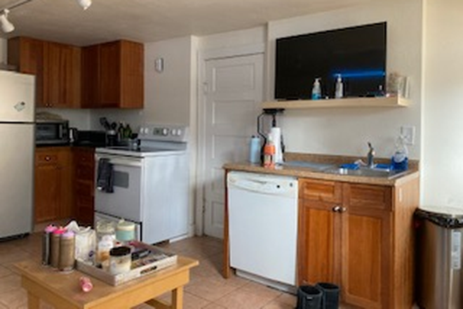 kitchen/community area - Garden Level apt close to campus