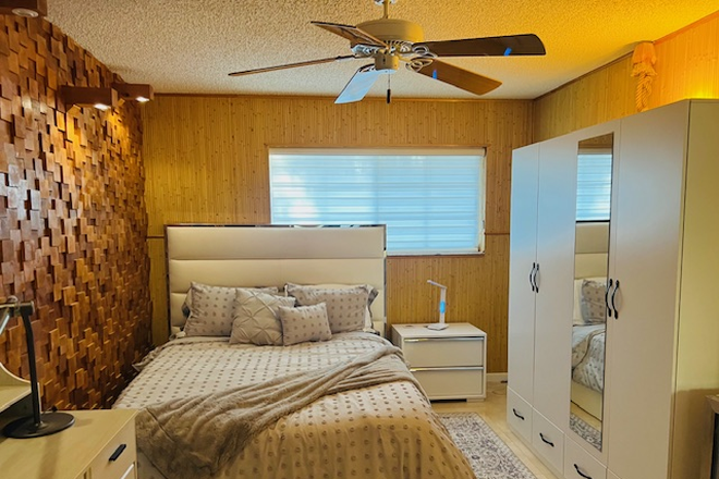 New bedroom set - Gorgeous Room For Rent is Waiting for You! Condo